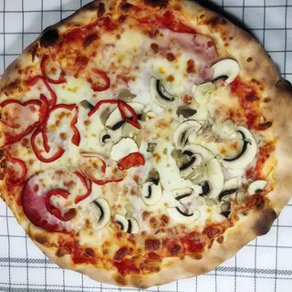 Pizza Quattro Stagioni Ø 32cm + 1 gratis