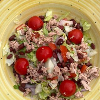 Salată pescărească