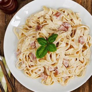 Tagliatelle cu brânzeturi