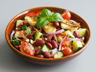 Salată "Vrejul de fasole"