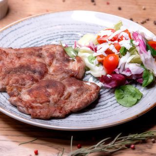 Ceafă de porc la grătar