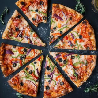 Pizza Ricotta cu spanac Ø30cm