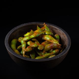Spicy garlic edamame