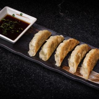 Wafuu yaki gyoza