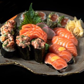 Salmon set  (18 bucati)