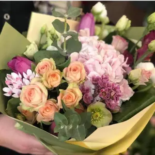 Buchet Eva