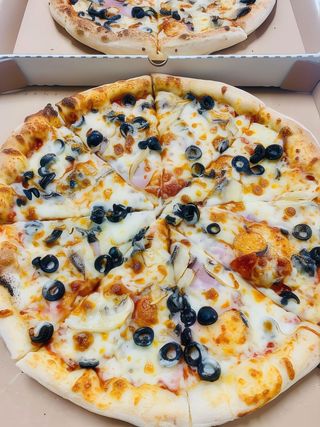 Pizza Capricciosa Ø 36cm