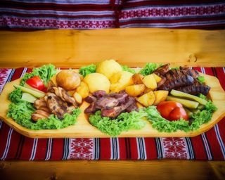 Platou special crama