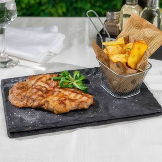 Ceafa de porc la gratar