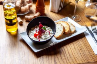 Salată de vinete coapte