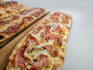 Pizza Prosciutto Funghi