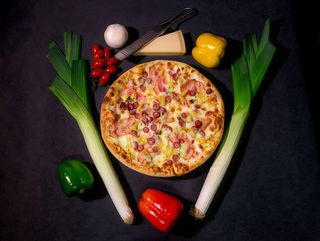 Pizza Jose Armando con Cartofi