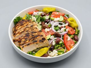 Salata de pui cu legume