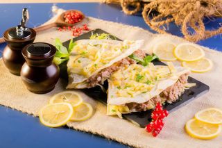 Quesadilla dubla ton