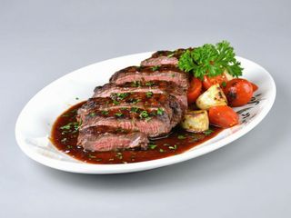 Ceafă de porc cu sos bbq