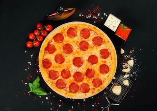 Pizza Salami Ø 50cm