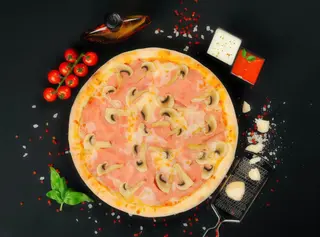 Pizza Capricciosa Ø 32cm