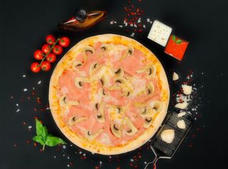 Pizza Capricciosa Ø 50cm