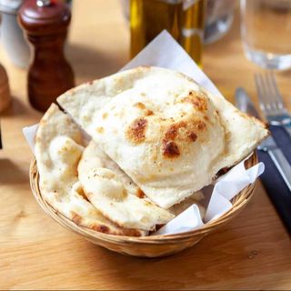 Naan simplu