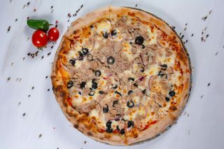 Pizza Tonno