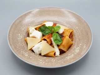 Paccheri con manzo e buffala 