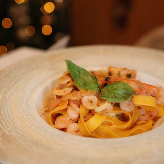 Fettucine aglio, olio e gamberi 