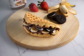Waffles cu Nutella si oreo