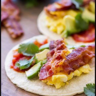 Meniu complet Egg & Bacon