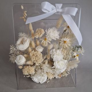 Aranjament Floral cu Trandafiri Criogenati ”Signature”