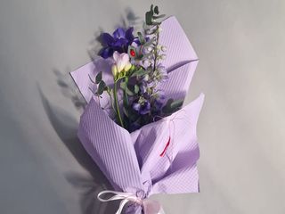 1 x 5 MARTISOR FLORAL ALBASTRU CELEST + 1 X5 PRALINE RAFAELLO 40 G CADOU