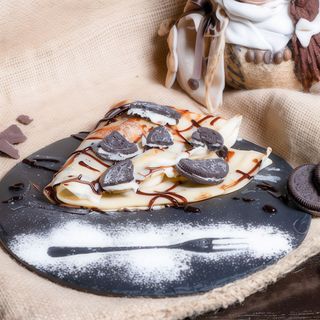 Clatite cu Nutella, banane, Oreo sau Kinder 2