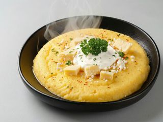 Mamaliguta cu branza si smantana