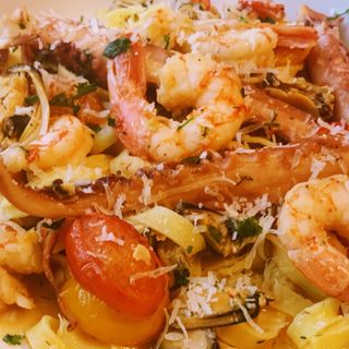 Linguine cu fructe de mare