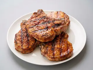 Ceafă de porc la grill