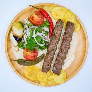 Kafta (Kofta) libaneza / Urfa kebab -