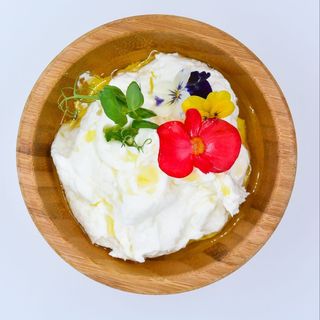 Labneh traditional -