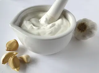 Toum (sos usturoi)