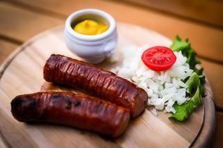 Cârnați de casă la jar