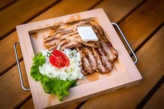 Ceafă de porc la jar