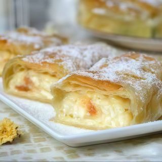 Strudel cu branza