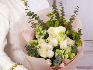 Buchet pentru domnisoarele Reginei