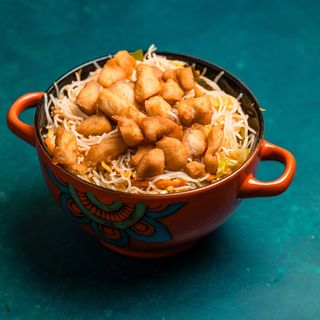 Noodles srilankez cu pui