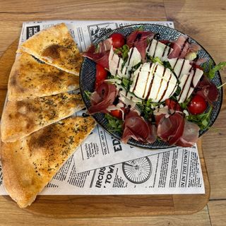 Insalata Fresca e Bella