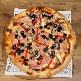 Pizza Capriciosa + Pepsi