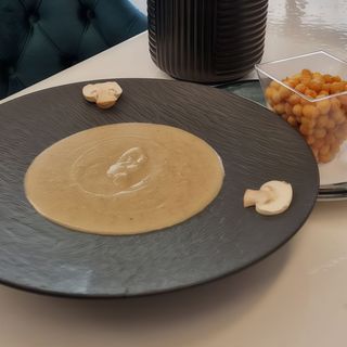 Supă cremă de hribi cu ciuperci
