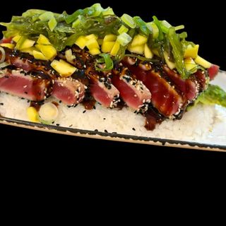 Ton rosu in crusta de susan