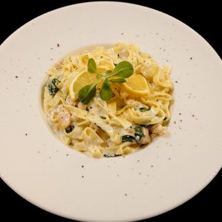 Tagliatelle cu somon