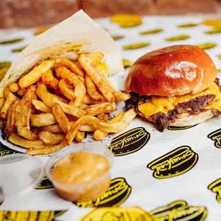 Menu So Cheesy Smash Burger