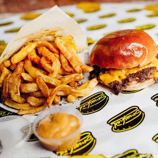 Menu Double G Smash Burger