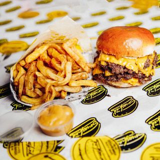 Menu Triple OG Smash Burger